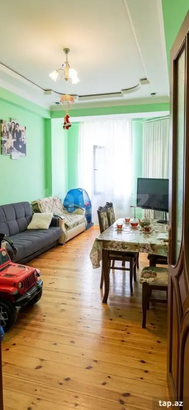 Kirayə verilir 2 otaqlı yeni tikili 83 m²