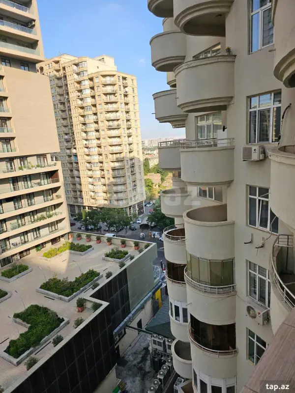 Kirayə verilir 2 otaqlı yeni tikili 100 m²