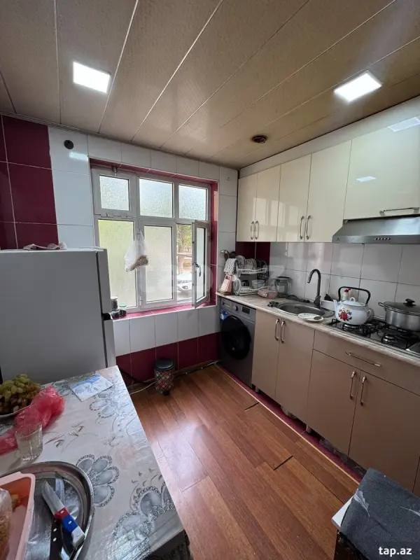 Satılır 2 otaqlı mənzil 48 m²