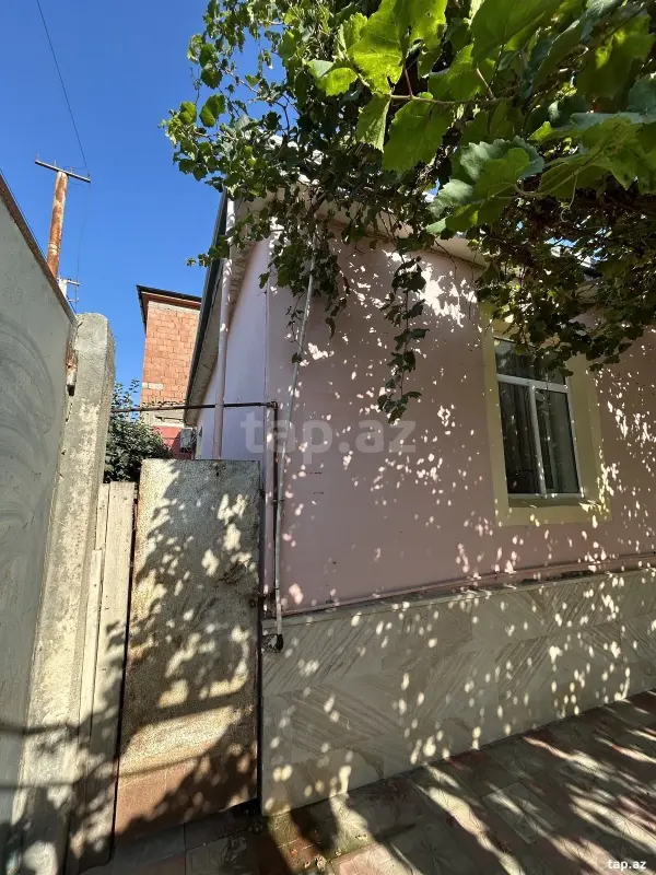 Satılır 3 otaqlı həyət evi 90 m²