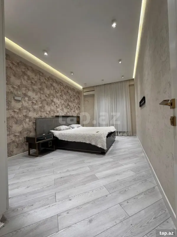 Kirayə verilir 3 otaqlı yeni tikili 98 m²