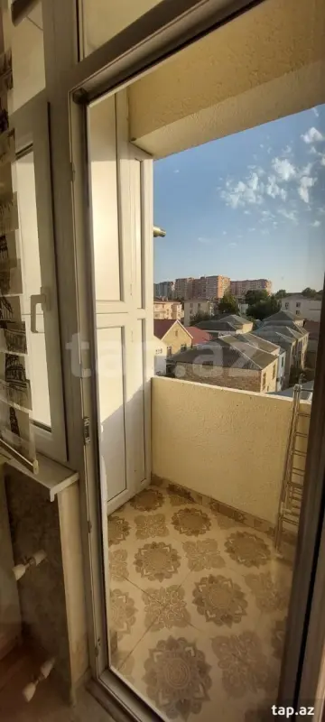 Kirayə verilir 2 otaqlı yeni tikili 63 m²