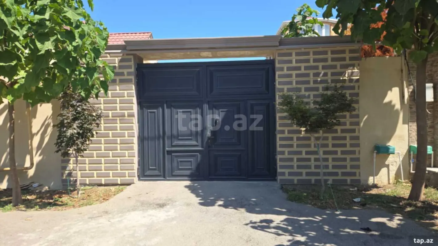 Satılır 5 otaqlı həyət evi 326 m²