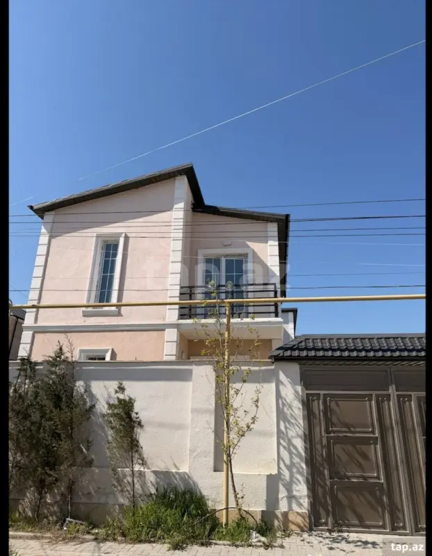 Satılır 4 otaqlı həyət evi 112 m²