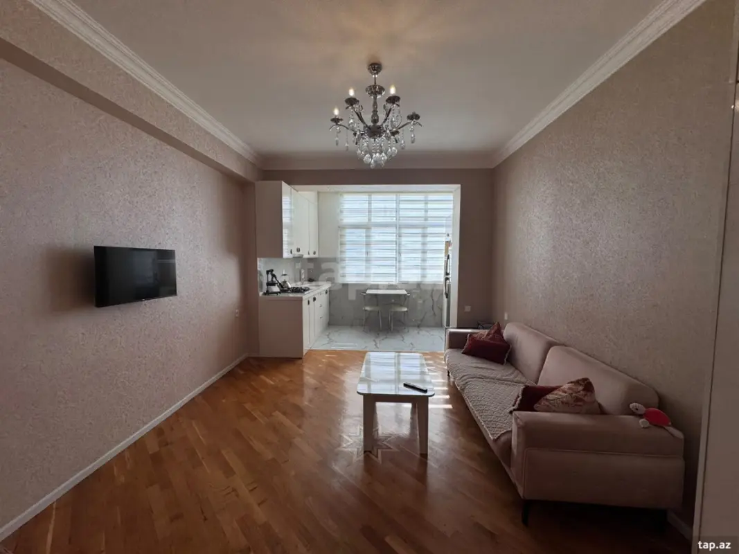Kirayə verilir 2 otaqlı yeni tikili 65 m²