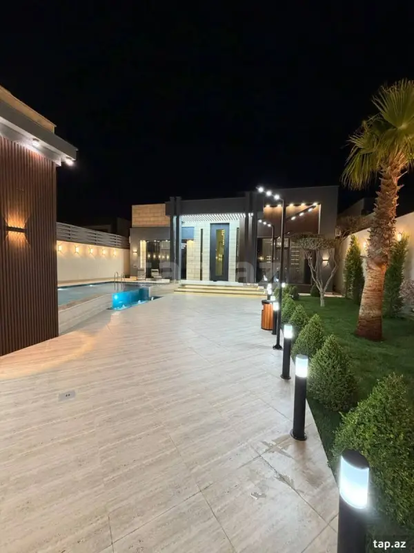 Satılır 5 otaqlı həyət evi 180 m²