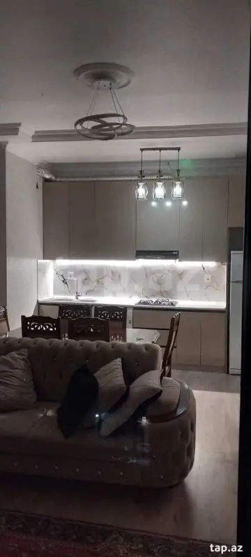 Kirayə verilir 3 otaqlı yeni tikili 90 m²