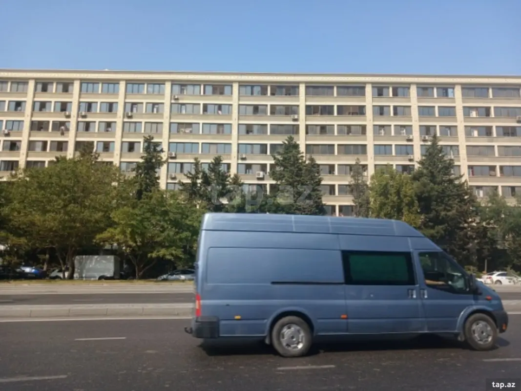 Satılır 3 otaqlı mənzil 81 m²