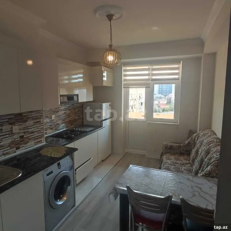 Kirayə verilir 2 otaqlı yeni tikili 76 m²