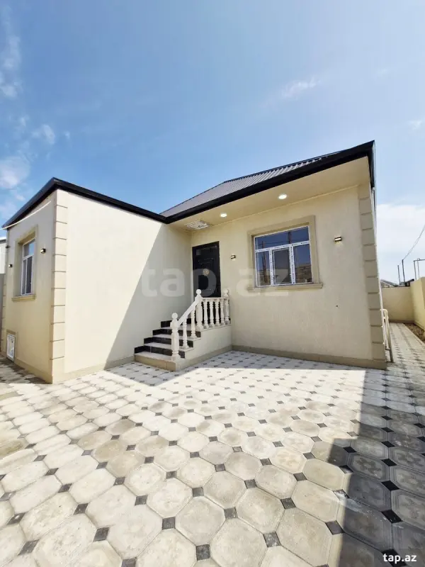 Satılır 4 otaqlı həyət evi 100 m²