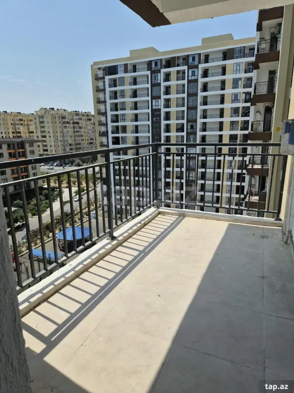 Kirayə verilir 3 otaqlı yeni tikili 95 m²