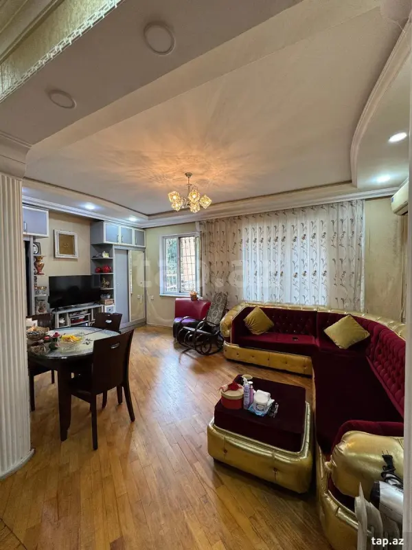 Satılır 2 otaqlı mənzil 75 m²