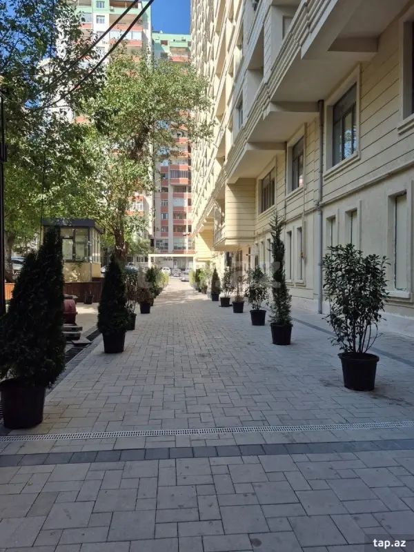 Kirayə verilir 2 otaqlı yeni tikili 96 m²