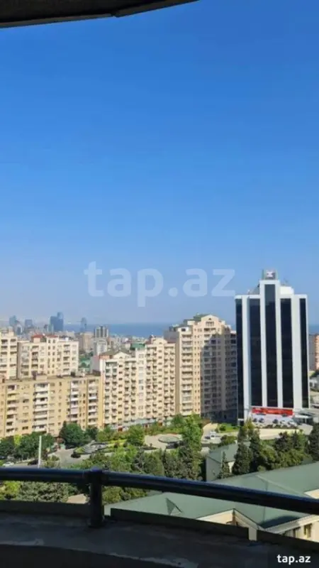 Satılır 4 otaqlı yeni tikili 186 m²
