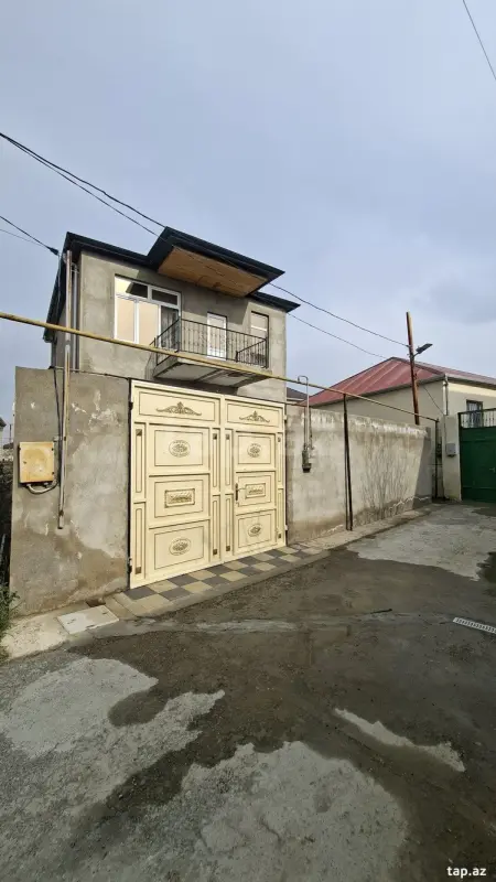 Satılır 4 otaqlı həyət evi 120 m²