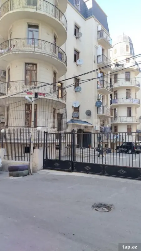 Kirayə verilir 3 otaqlı mənzil 75 m²