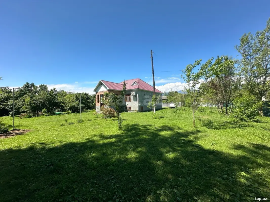 Satılır 3 otaqlı həyət evi 125 m²