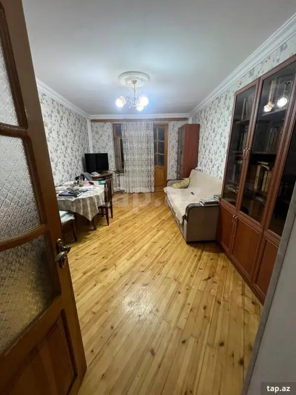 Satılır 3 otaqlı mənzil 74 m²