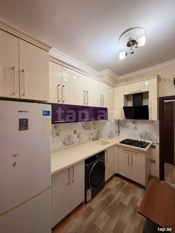 Kirayə verilir 2 otaqlı yeni tikili 60 m²