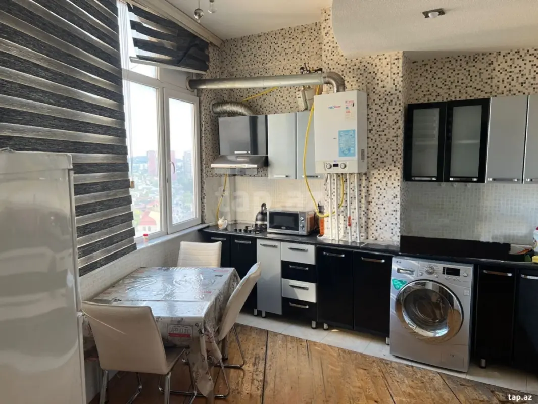 Kirayə verilir 3 otaqlı yeni tikili 90 m²
