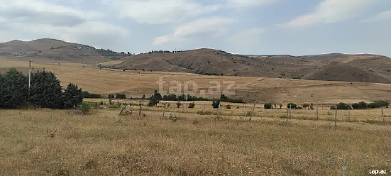 Satılır torpaq sahəsi — Göygöl