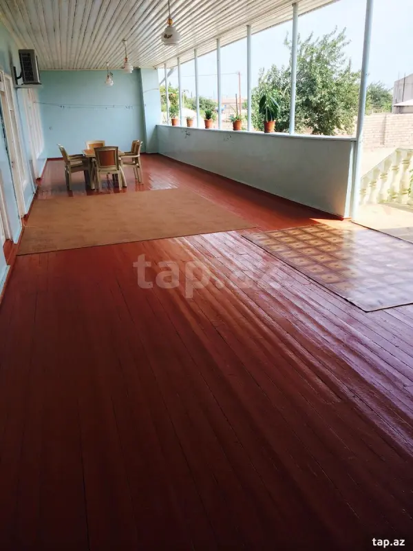 Satılır 5 otaqlı həyət evi 220 m²