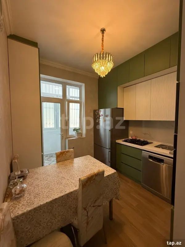 Satılır 3 otaqlı yeni tikili 73 m²