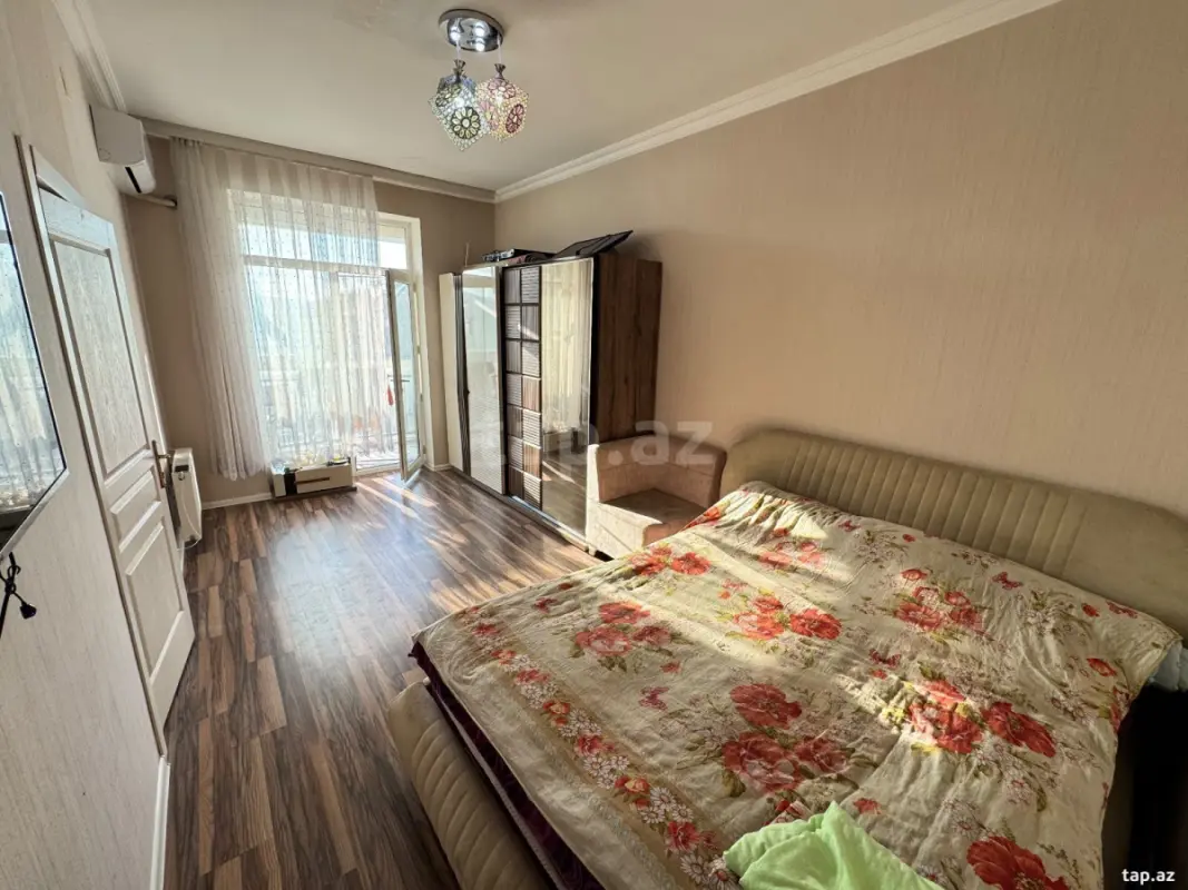 Satılır 1 otaqlı yeni tikili 40 m²