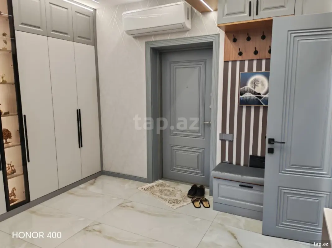 Kirayə verilir 2 otaqlı yeni tikili 65 m²
