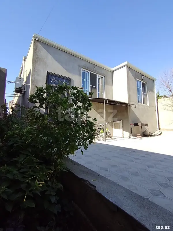 Satılır 4 otaqlı həyət evi 100 m²