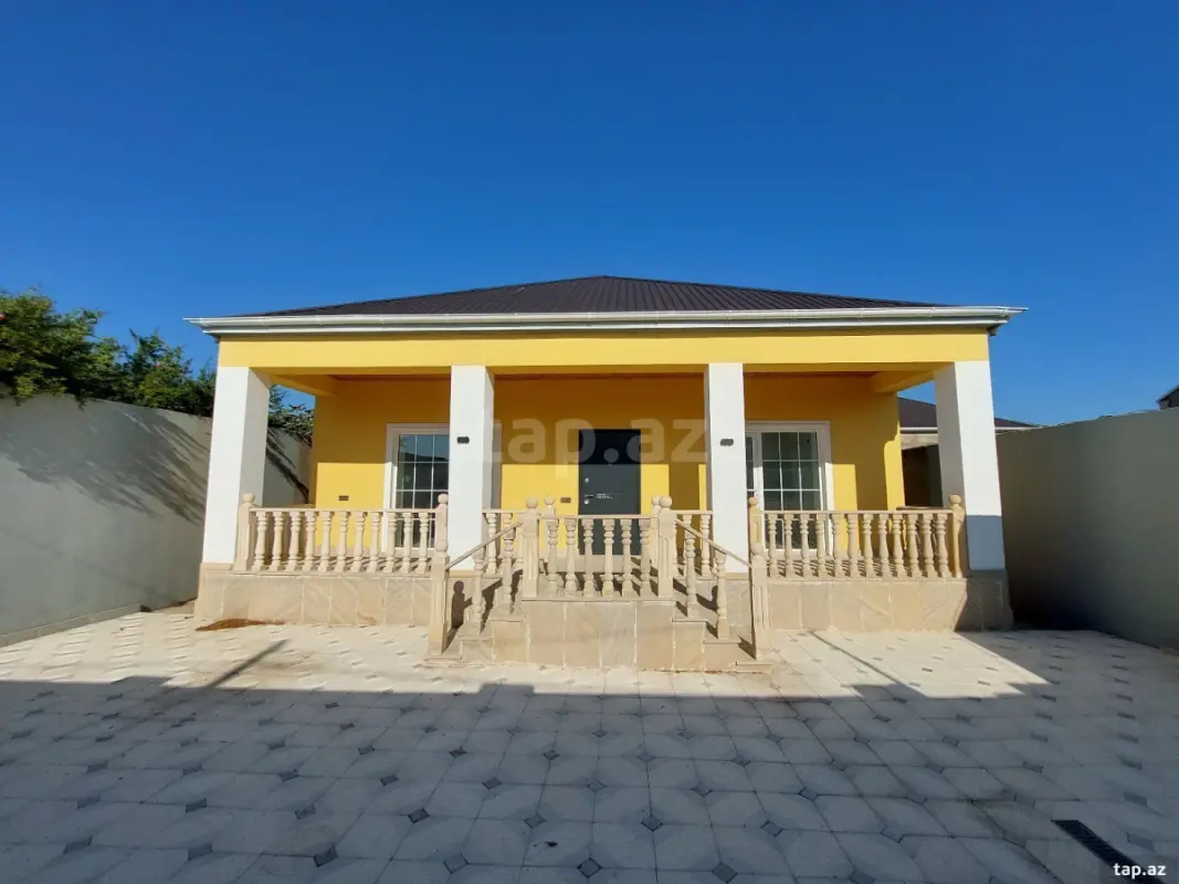 Satılır 3 otaqlı həyət evi 230 m²
