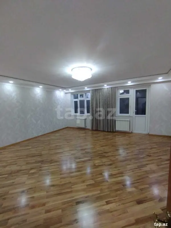 Satılır 4 otaqlı mənzil 90 m²