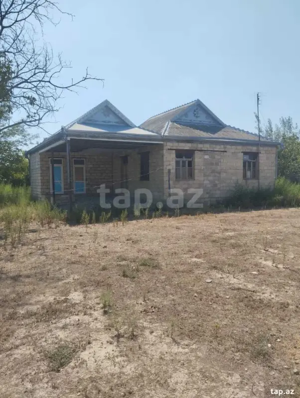 Satılır 4 otaqlı həyət evi 120 m²