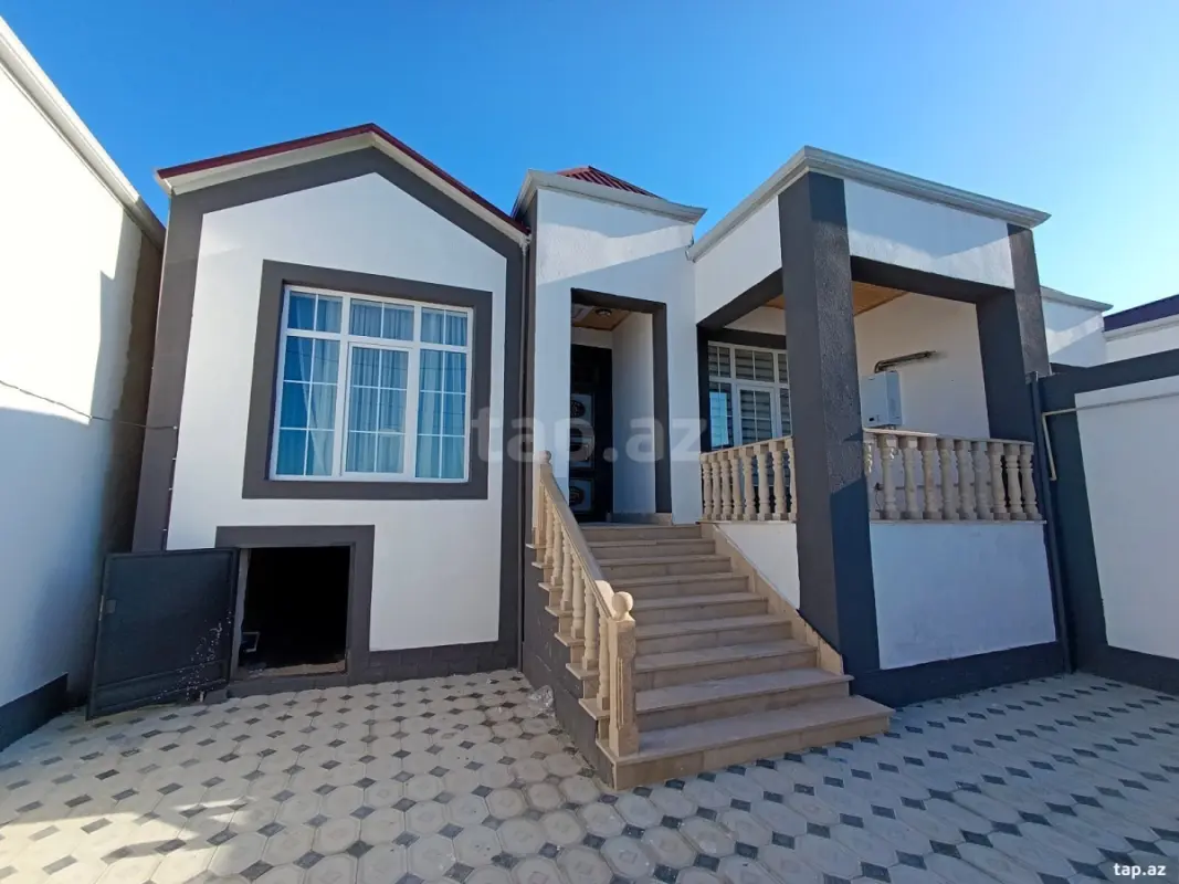 Satılır 3 otaqlı həyət evi 100 m²