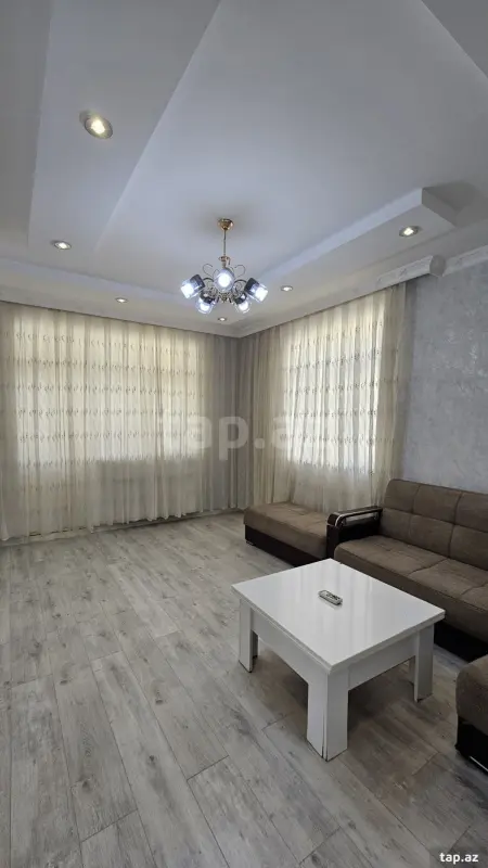 Satılır 2 otaqlı yeni tikili 60 m²