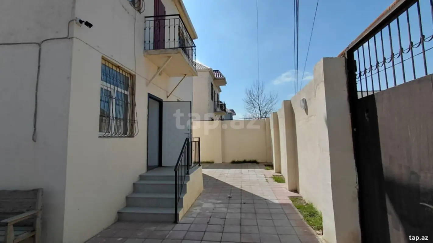Satılır 4 otaqlı həyət evi 101 m²