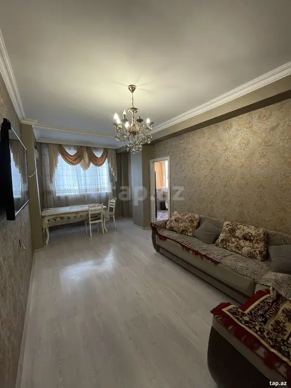 Kirayə verilir 3 otaqlı yeni tikili 80 m²
