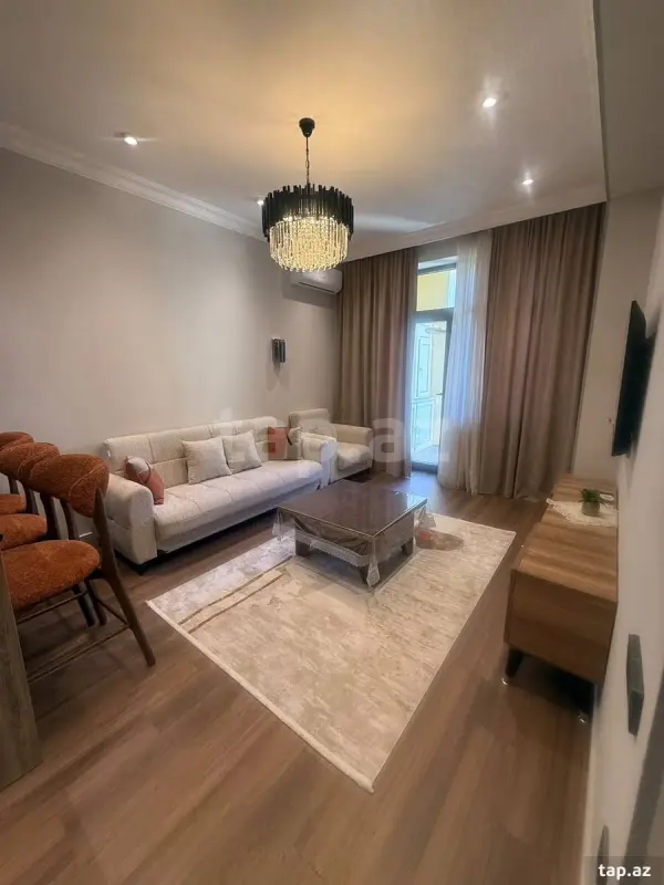 Kirayə verilir 2 otaqlı yeni tikili 65 m²