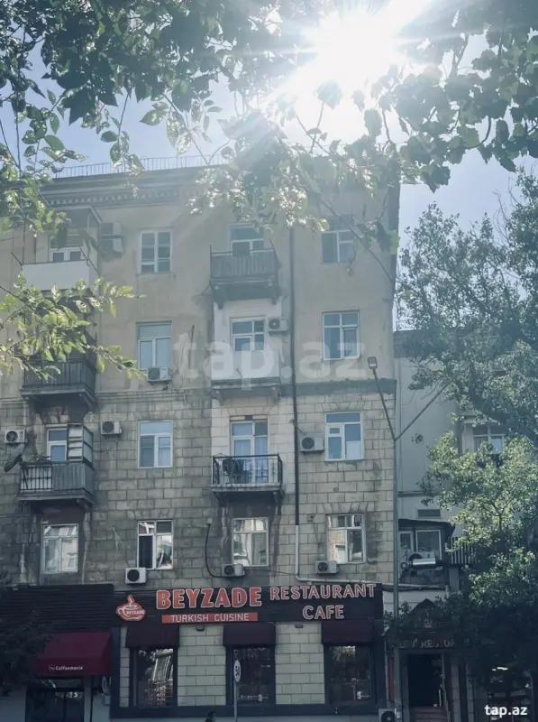 Satılır 2 otaqlı mənzil 52 m²