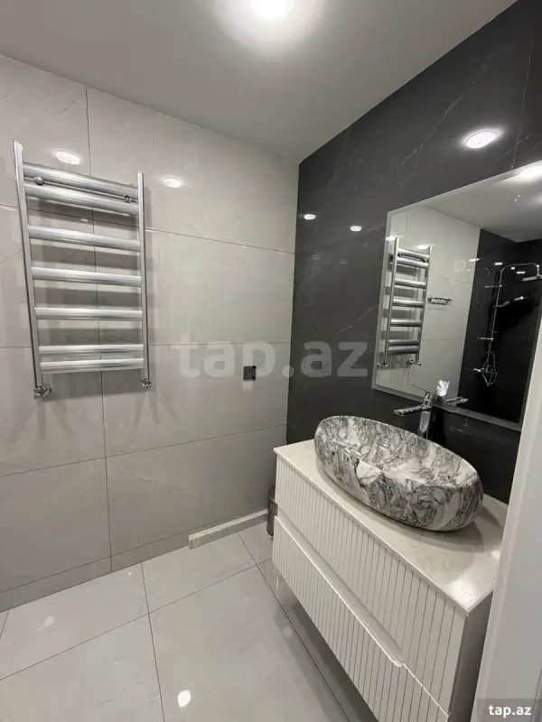Kirayə verilir 3 otaqlı yeni tikili 78 m²