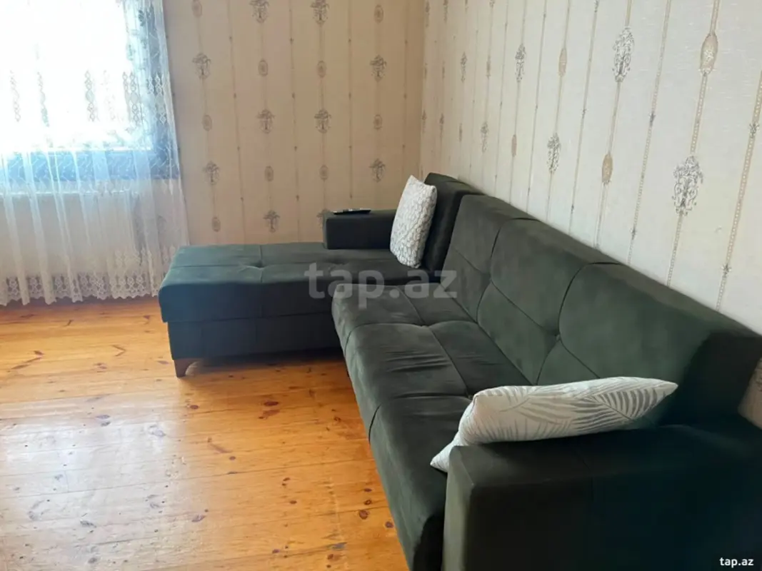 Kirayə verilir 3 otaqlı yeni tikili 150 m²