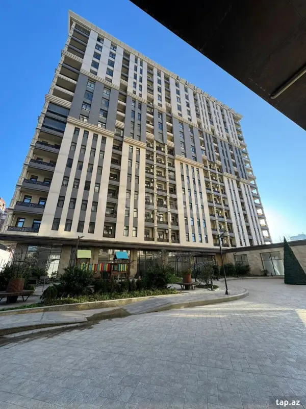 Satılır 3 otaqlı yeni tikili 151 m²