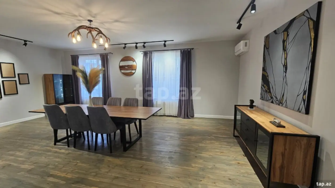 Kirayə verilir 9 otaqlı həyət evi 400 m²