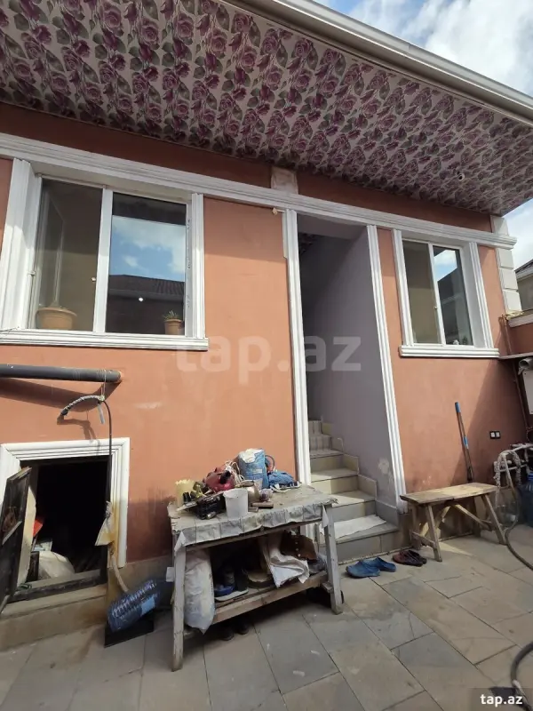Satılır 2 otaqlı həyət evi 75 m²