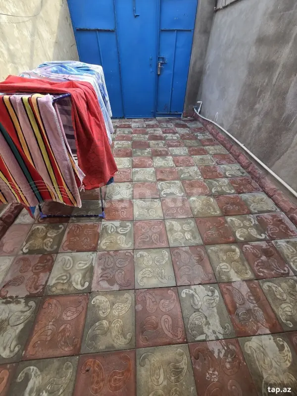 Satılır 2 otaqlı həyət evi 64 m²