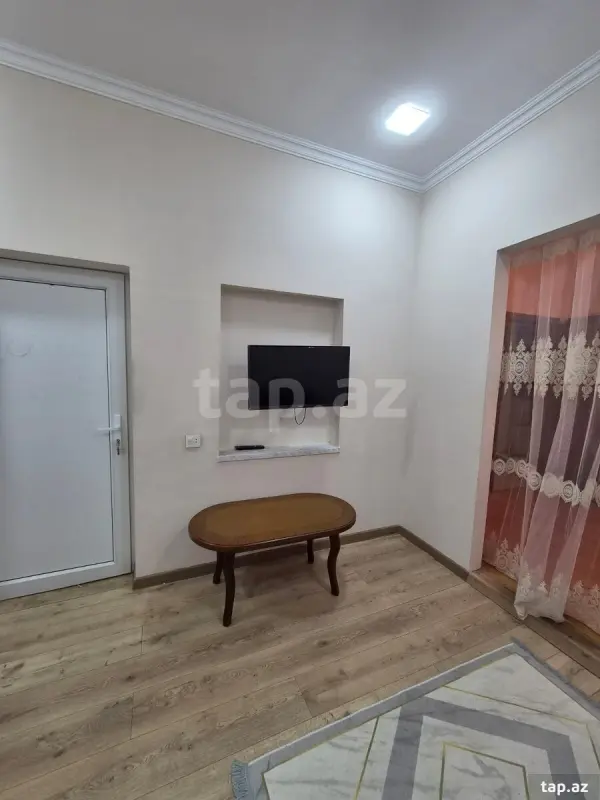 Kirayə verilir 1 otaqlı həyət evi 40 m²