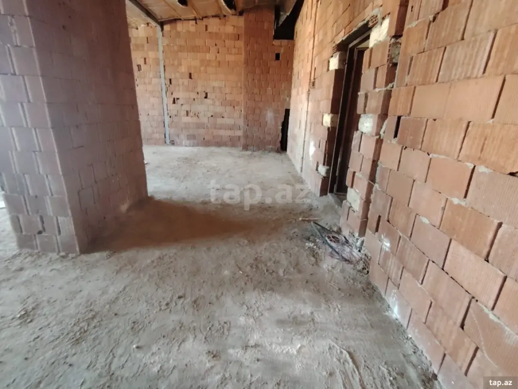 Satılır 4 otaqlı yeni tikili 105 m²