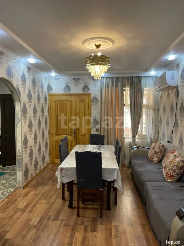 Satılır 7 otaqlı həyət evi 100 m²