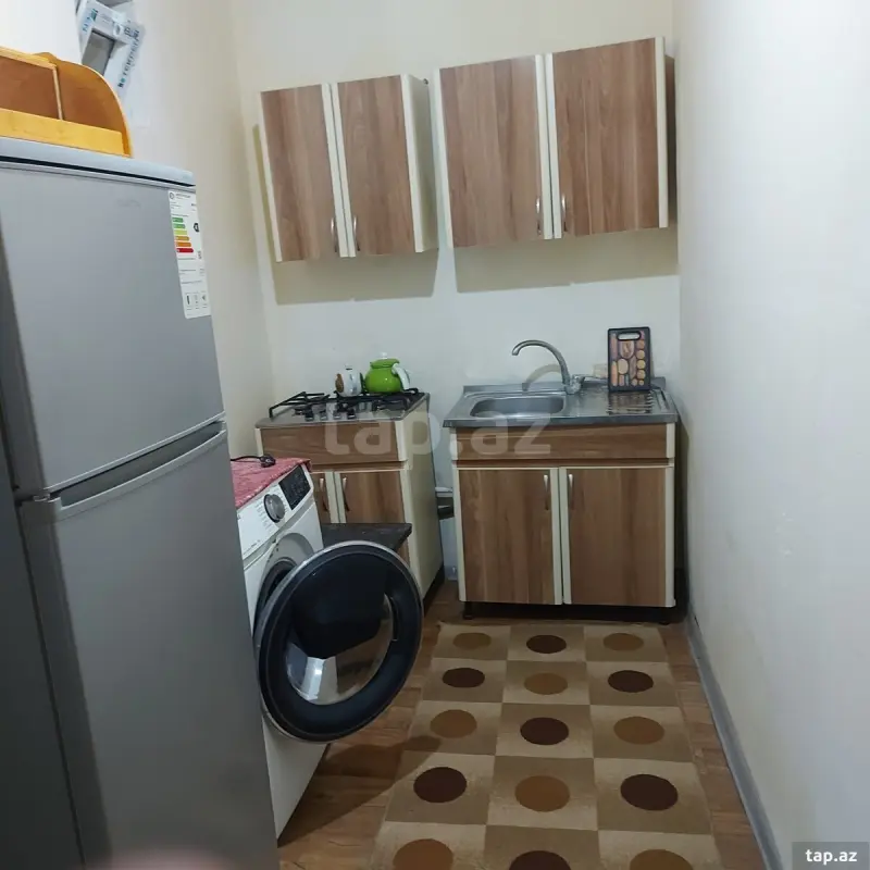 Kirayə verilir 1 otaqlı həyət evi 45 m²