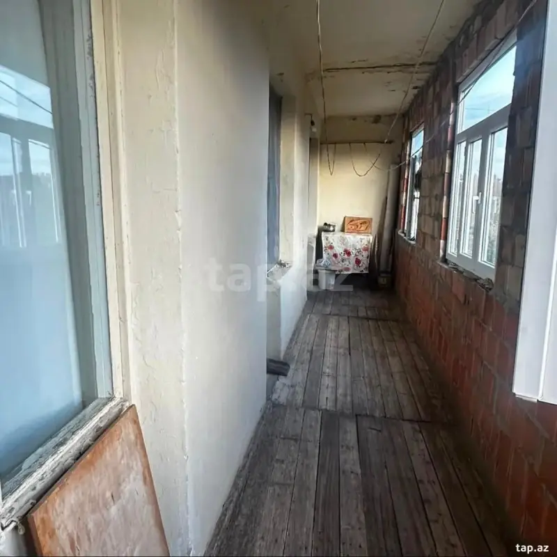 Satılır 5 otaqlı mənzil 120 m²